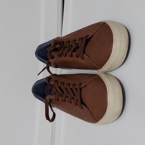 Size 11 Tommy Hilfiger shoes